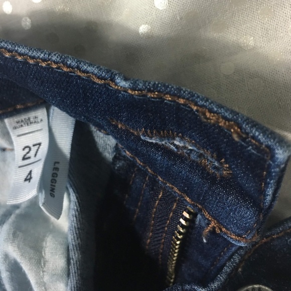 LOFT Dark  Skinny Legging   Size 27/4 - Picture 7 of 7